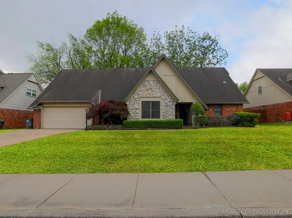 7014 E 64th Pl, Tulsa, OK 74133