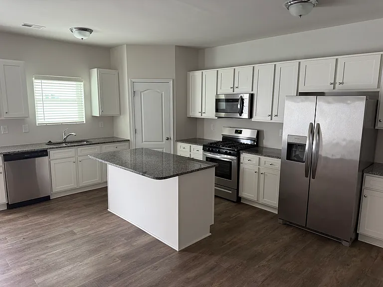 214 Audra Faye Ln — Photo 2