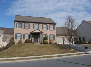 5 Rexford Rd, Enola, PA 17025