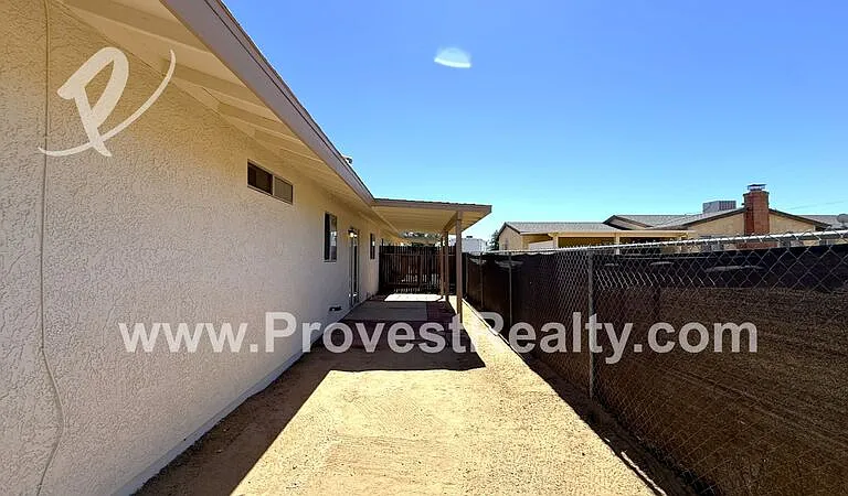 12780 Red Wing Rd #B — Photo 22