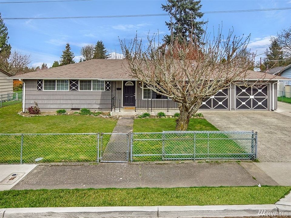1st image of 1235 25th St SE