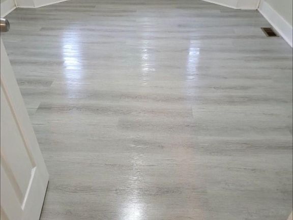3rd image of 33 Seymour Ave #1