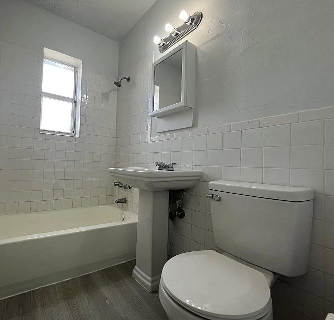 2nd image of 3669 Thomas Ave APT 7