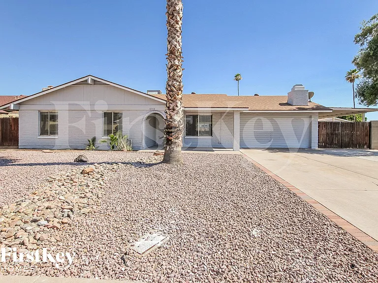 4643 W Mountain View Rd — Photo 1