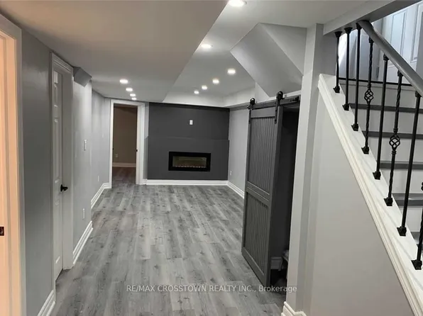 155 Chelsea Cres #2, Bradford West Gwillimbury, ON L3Z 0J8