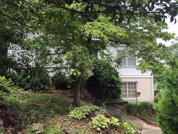 4th image of 1310 Monroe Dr NE