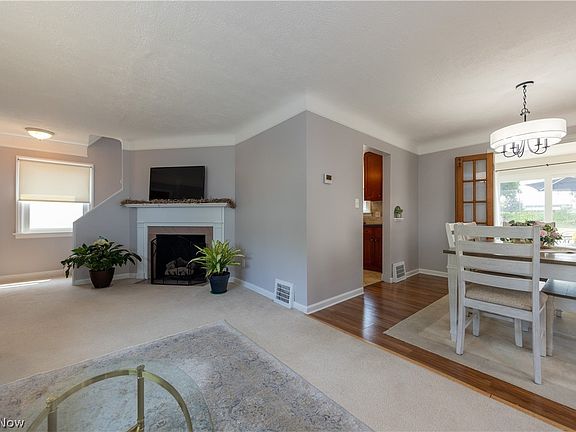 5th image of 9408 S Highland Ave