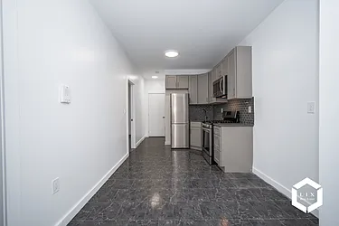 102 Dahill Road, #1R