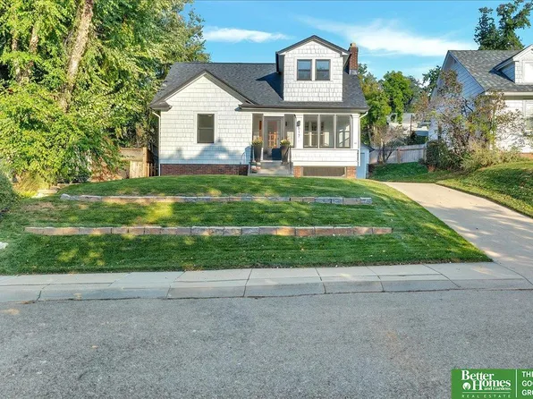 517 S 56th St, Omaha, NE 68106