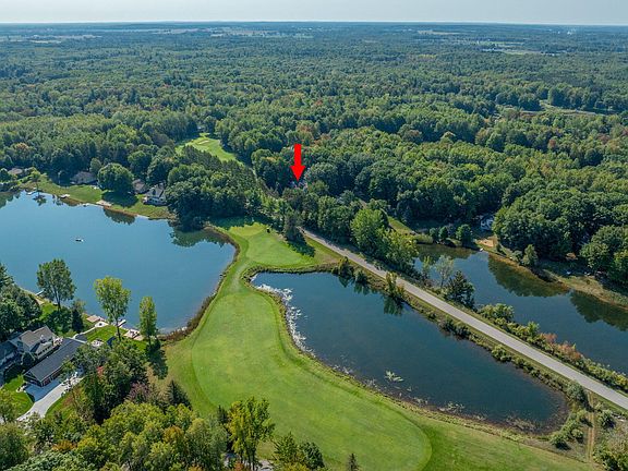 3rd image of 9444 Sunset Ct
