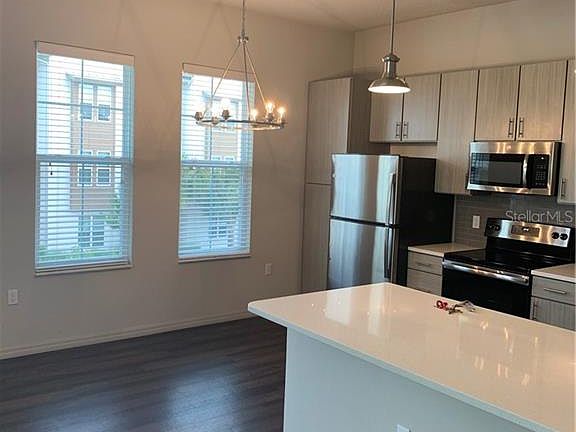 2nd image of 14025-1002 Shoreside Way