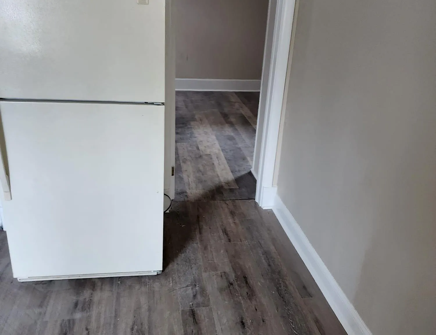 130 Perkins Ave — Photo 2