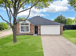 214 Chamblin Ct, Cedar Hill, TX 75104