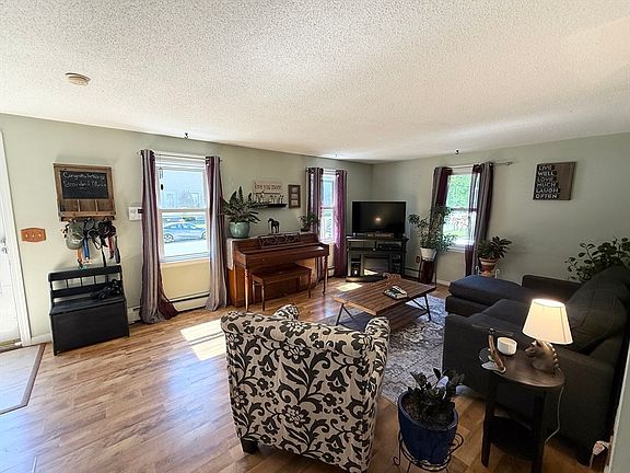 5th image of 48 Vincent Cir