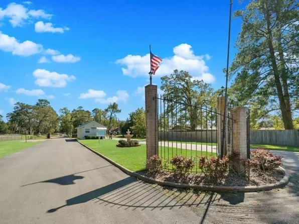 149 Bending Oaks Ln, Livingston, TX 77351