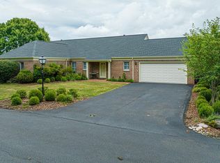 490 Court St APT 25, Abingdon, VA 24210