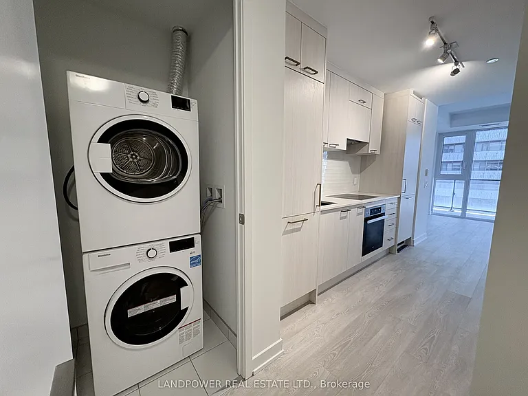 634 Church St #1602 — Photo 2