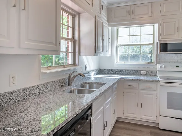 4321 TIMUQUANA Road, Jacksonville, FL 32210