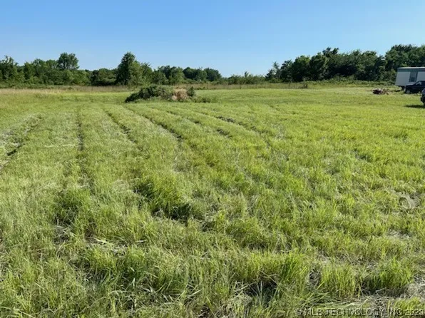 Ferguson Rd, Okmulgee, OK 74447