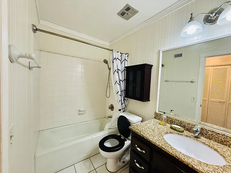1510 Hallgreen Dr — Photo 14