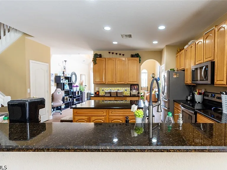 8713 Pegasus Dr — Photo 13