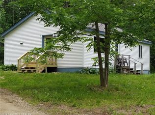 25 Leeman Dr, Northport, ME 04849