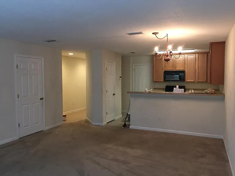 1049 N Black Cherry Dr — Photo 12