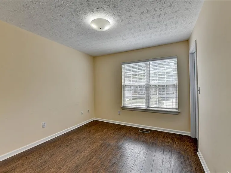 3380 McClure Woods Dr — Photo 39