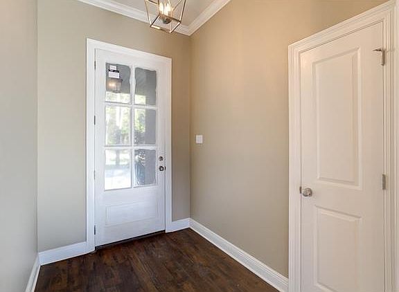 3rd image of 66043 Cypress St