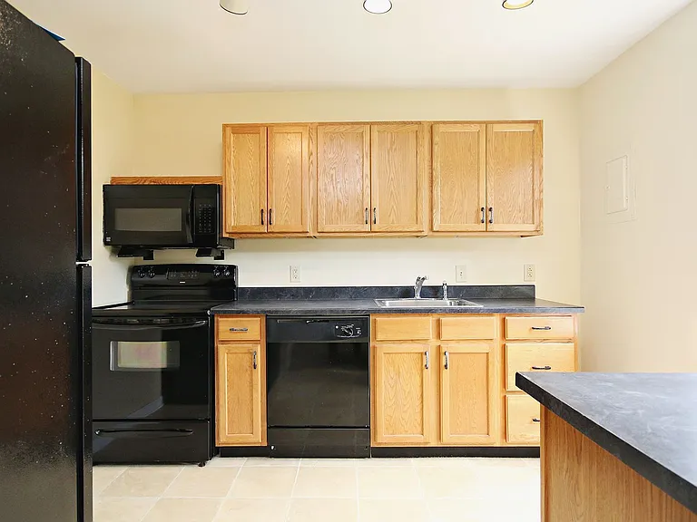 1504 Villa Ter #C — Photo 5