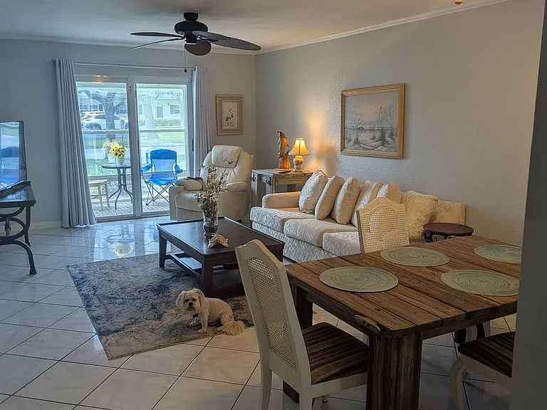 1166 Bayshore Dr — Photo 7