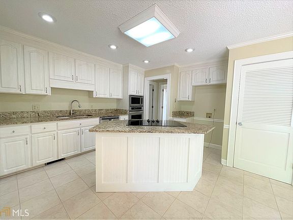 2nd image of 112 Idlewood Acres