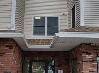 197 High St #206, Ipswich, MA 01938