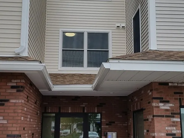 197 High St #206, Ipswich, MA 01938