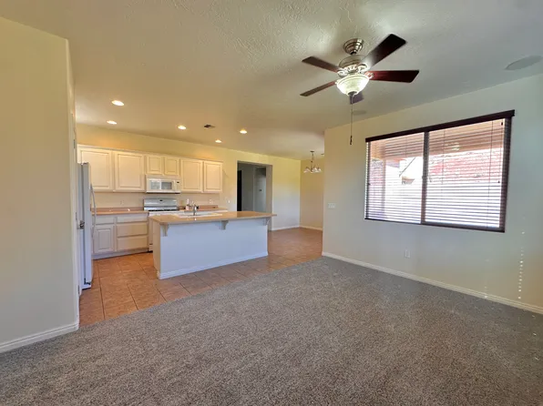 2106 N Red Canyon Cir, Washington, UT 84780