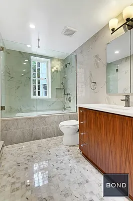 Rented by Bond New York | media 45