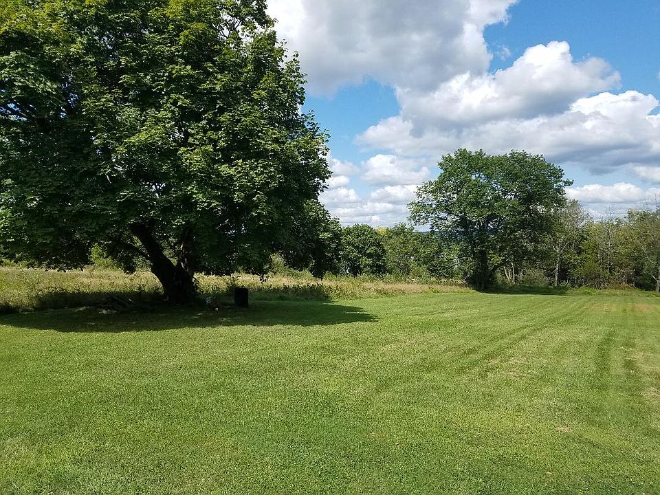 2nd image of 2515 Kutztown Rd