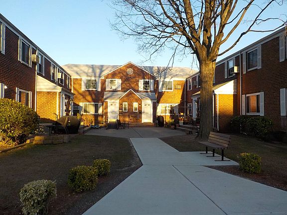 2nd image of 72-61 Little Neck Pkwy Floor 2