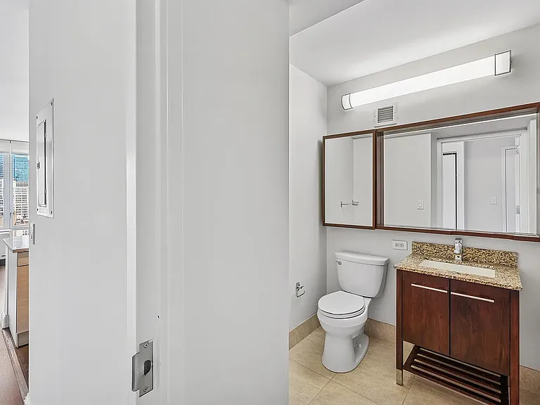 125 W 31st St #31F — Photo 22
