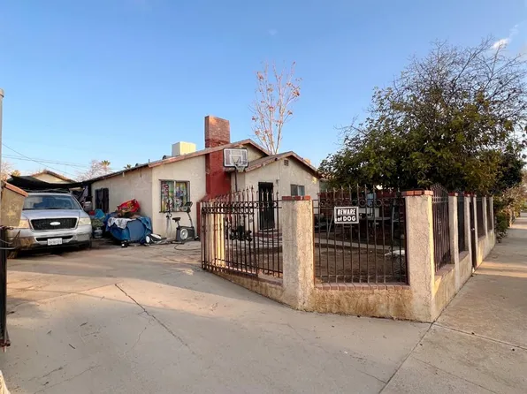 2216 Arlington St, Bakersfield, CA 93305