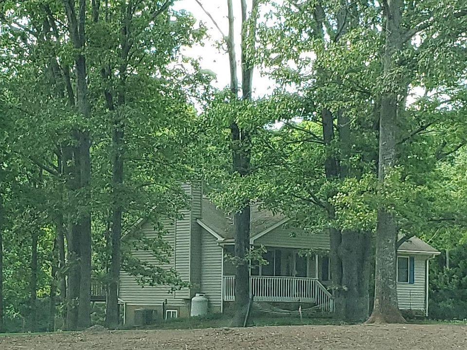 2nd image of 1451 Virginia Woods Dr