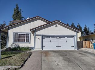 692 Hamilton Dr, Vacaville, CA