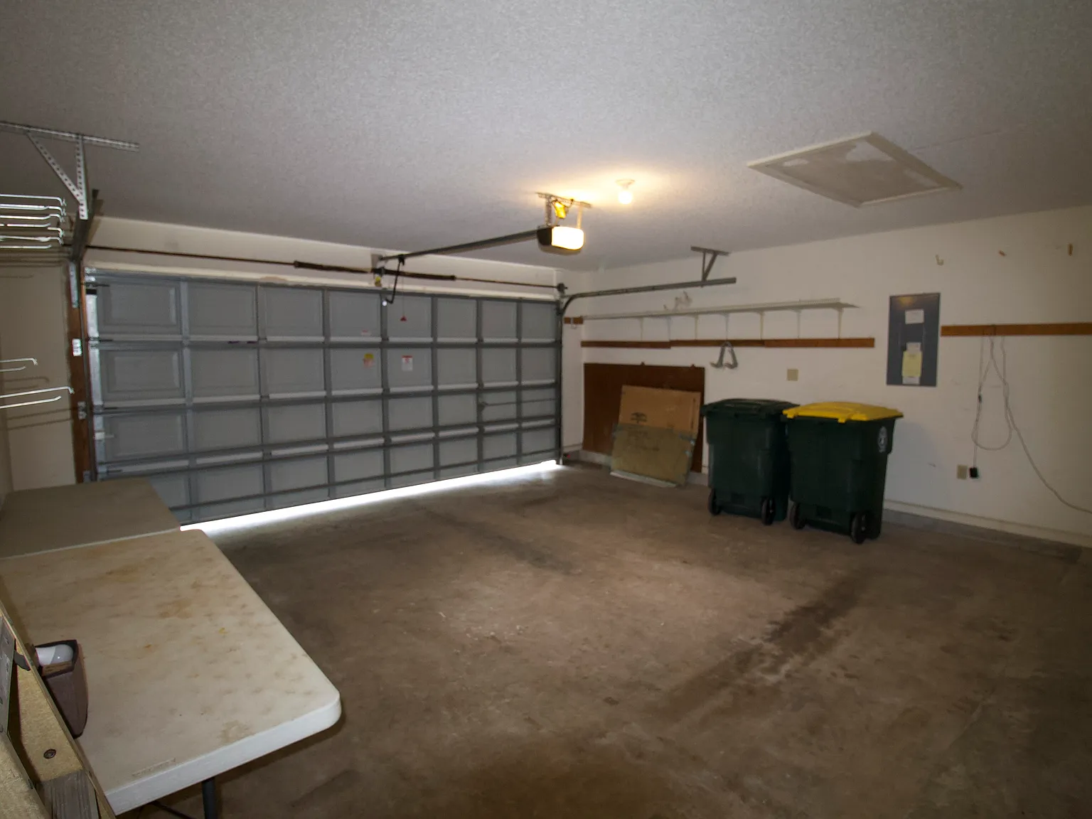 3 bed, 1756 sqft, $2,245 — Photo 3