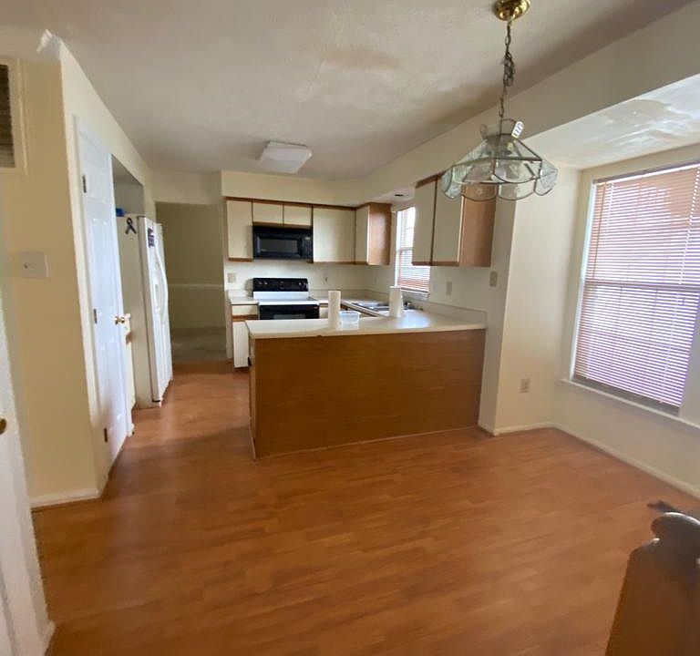 2nd image of 6103 Arrowwood Ct #1