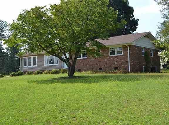 2nd image of 110 Springdale Dr