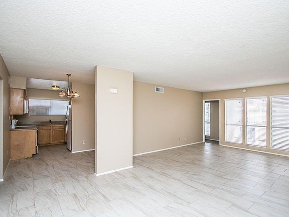 4th image of 2697 E Silk Oak Dr