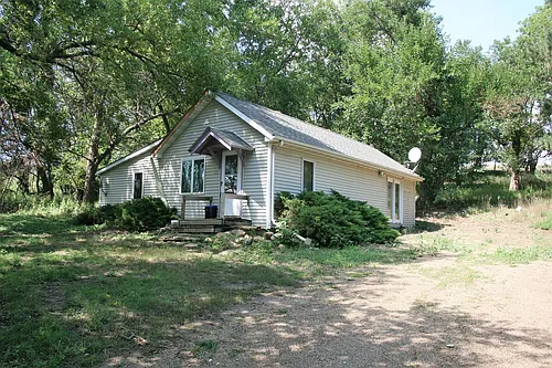 47132 311th St Photo 1