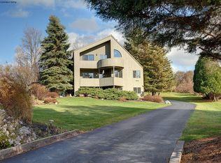 5010 Macclenthen Rd, Manlius, NY 13104