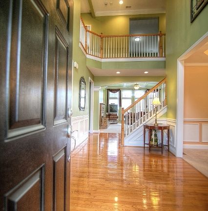 4th image of 1155 Lakefield Walk