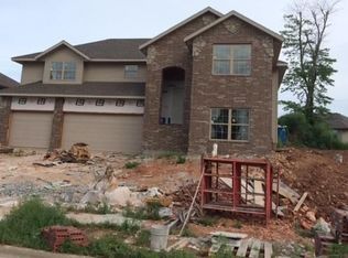 849 E Beechwood Rd, Nixa, MO 65714